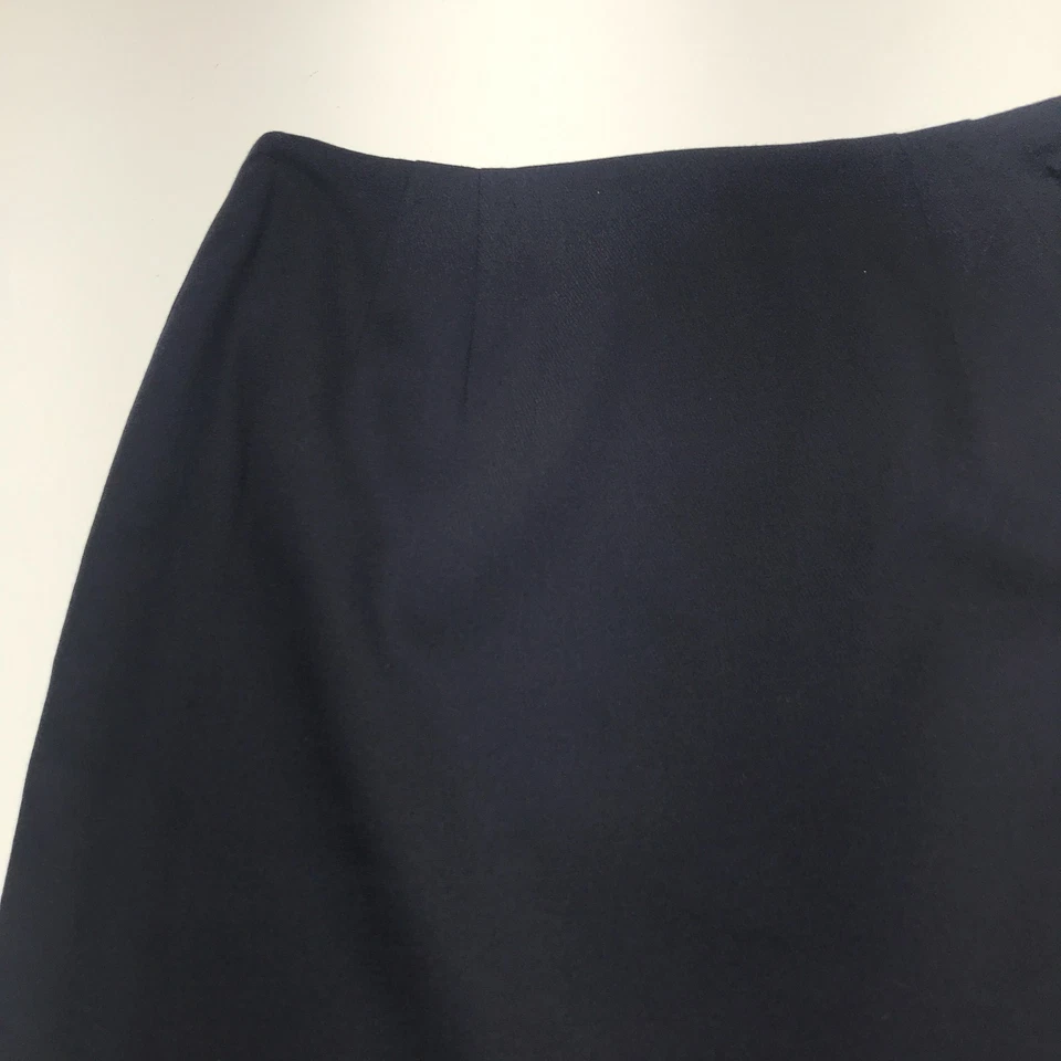 Marca de lana pura Amanda Smith Petites talla 10P carrera recta sin planchar azul marino oscuro Foto 3 de 4