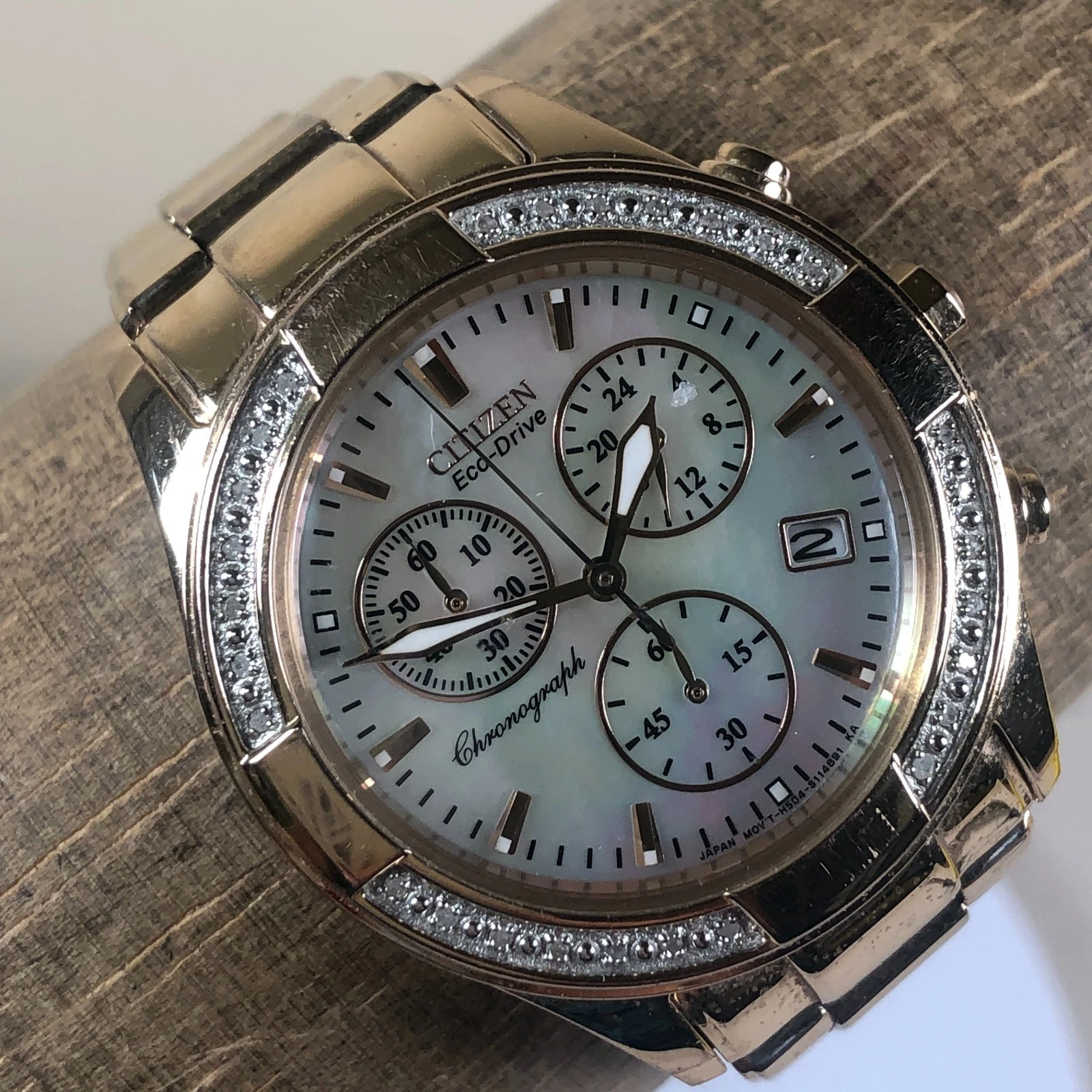 Citizen Eco-Drive Women H504-S079144 Chronograph MOP Solar 35mm Watch 6 1/2"