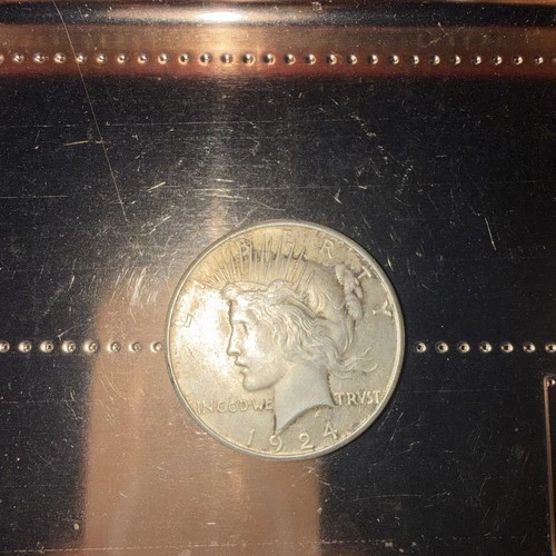 1924 Liberty Peace One Dollar Silver USA Coin - VG