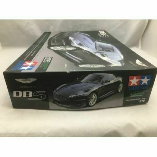 TAMIYA Aston Martin DBS scala 1/24 modello plastica articolo inutilizzato - Foto 2 di 3