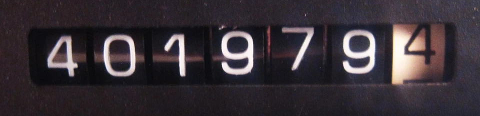 1996 Chevrolet 6.5l Turbo Diesel C/K 3500 Instrument Cluster 16201525 ~ 402k - Image 4 of 4