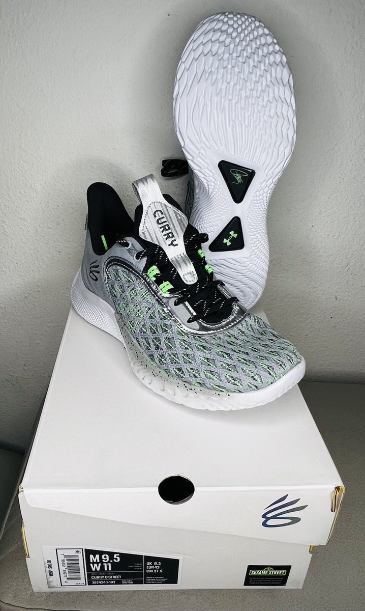 シューズ(男性用) UnderArmour Curry Flow 9 