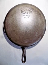 Nice No.10 WagnerWare 1060A Cast Iron Skillet-Restored-Itty Bitty Spin