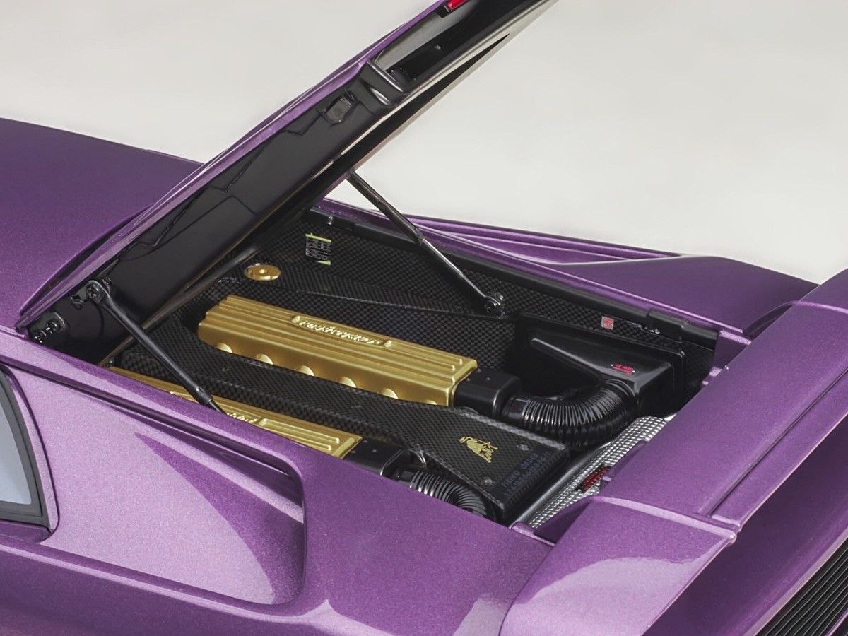LAMBORGHINI DIABLO SE30 VIOLA PURPLE METALLIC 1/18 MODEL CAR LAMBORGHINI DIABLO SE30 VIOLA PURPLE METALLIC 1/18 MODEL CAR
