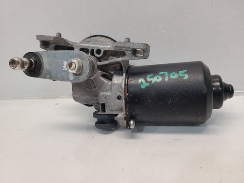 2003-08 Toyota Corolla Front Windshield Wiper Motor *ONLY* - Picture 5 of 14