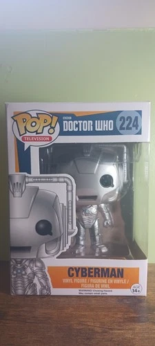 Funko POP! Television #224 Doctor Who Cyberman with Protector!