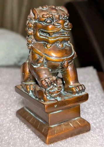 VTG Heavy Resin Chinese Foo Dog Statue Female With Cub Looks Like Bronze