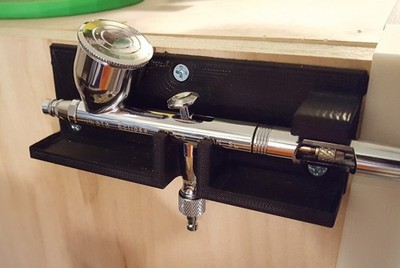 Airbrush Wall Mount Holder with Drip Trays & Anti-Tilt for Iwata Eclipse - Black