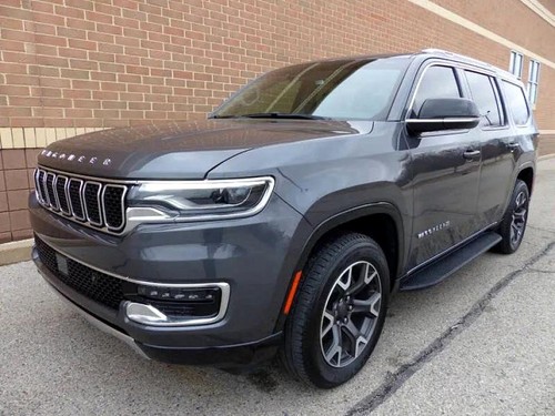 2023 Jeep Wagoneer 