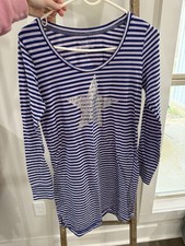 Victoria's Secret blue striped long-sleeved sleep shirt Size Medium