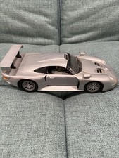 UT Models 1:18 1997 Porsche 911 GT1 Street Version Diecast (Silver)