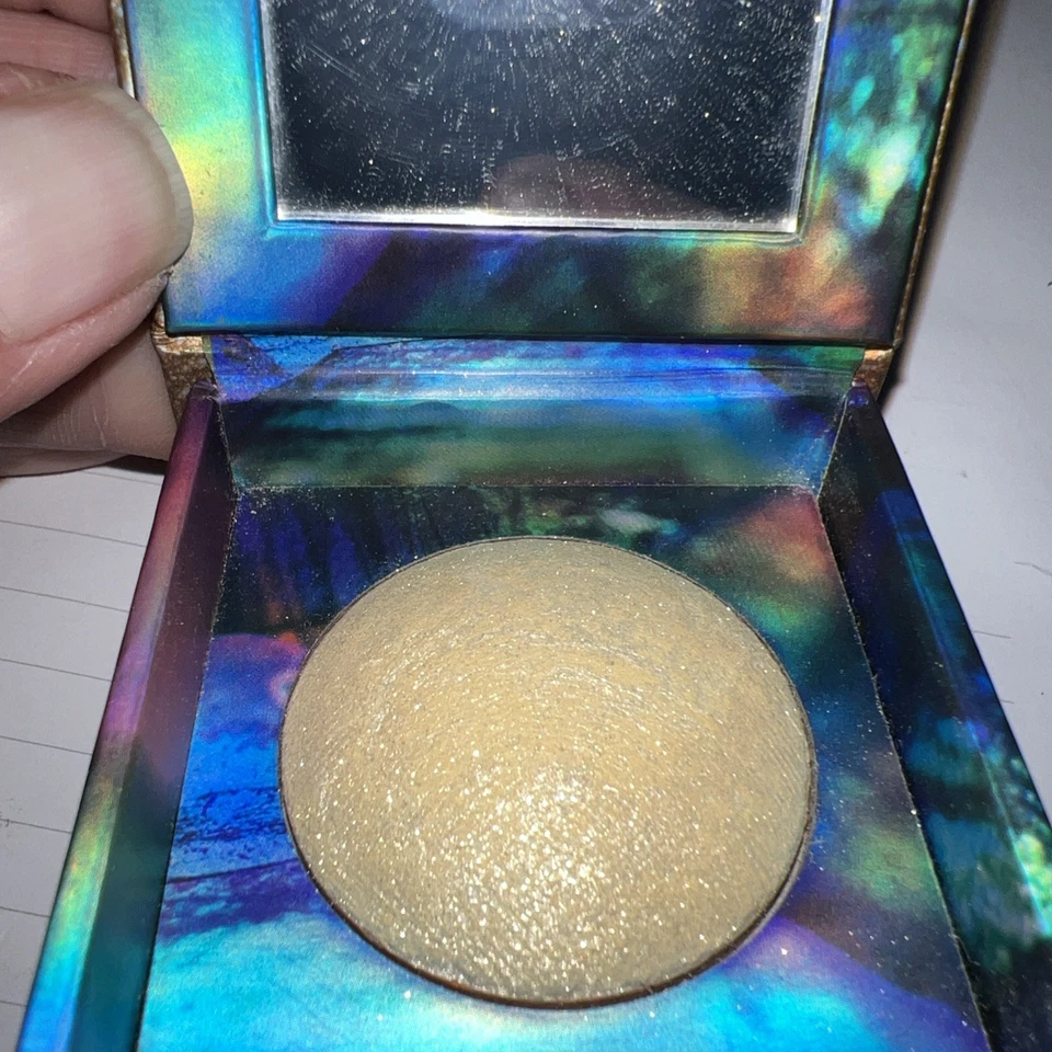 Urban Decay Elements Space Powder For Face & Body, 0.08-oz. Travel Size - Image 4 of 4