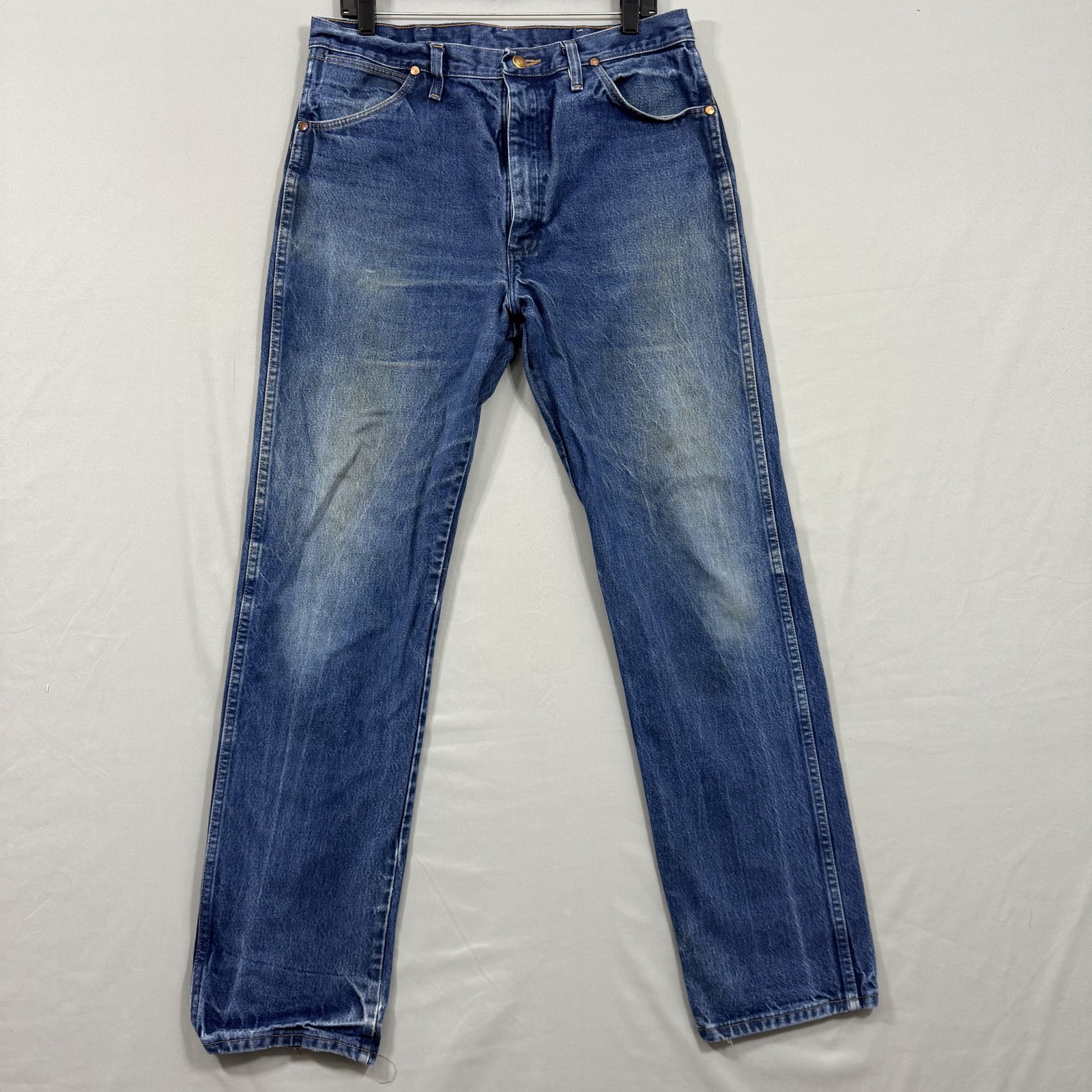 Wrangler Jeans Mens 33x34 Blue Denim Straight Leg Classic Fit Western Cowboy