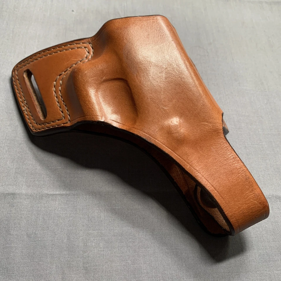 Bianchi Brown Leather Belt Loop Snap Holster Bianchi #5 Glock 17 Stamped - Image 2 of 4