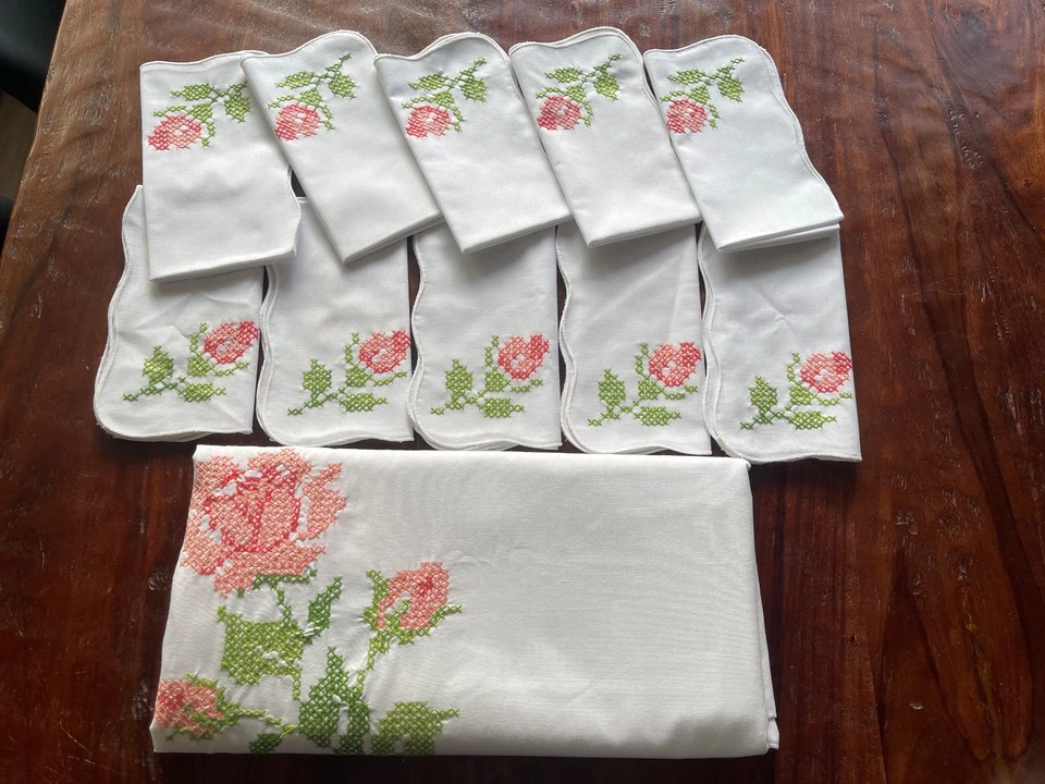 Vintage Tablecloth & 10 Napkins Pink & Green Rose Cross Stitched Rectangle 84X57 - Image 2 of 4