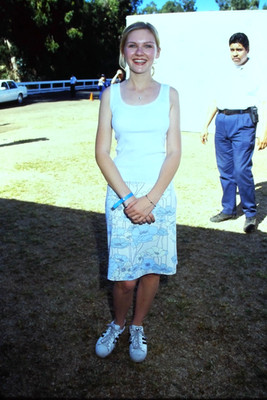 KIRSTEN DUNST, ENVIRON. MEDIA AWARDS, 1997, 35mm Slide
