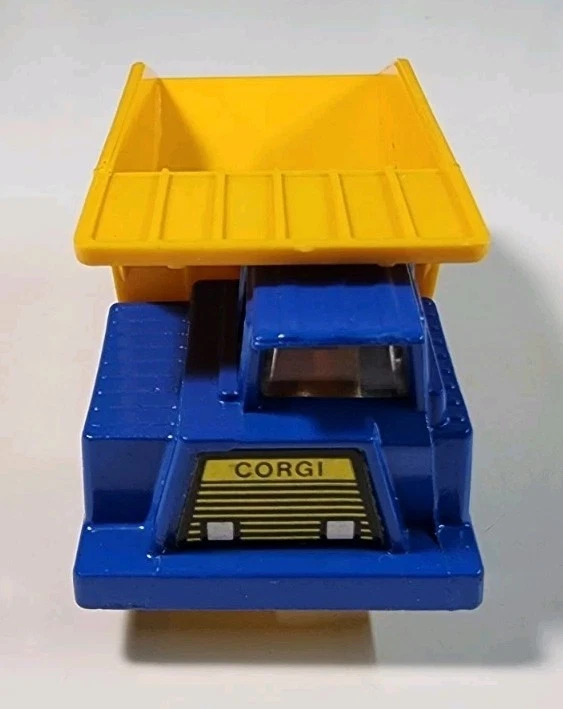 Vintage 1976 Corgi Juniors Blue/Yellow Dumper Truck HO Diecast/Plastic Tipper - Image 3 of 4