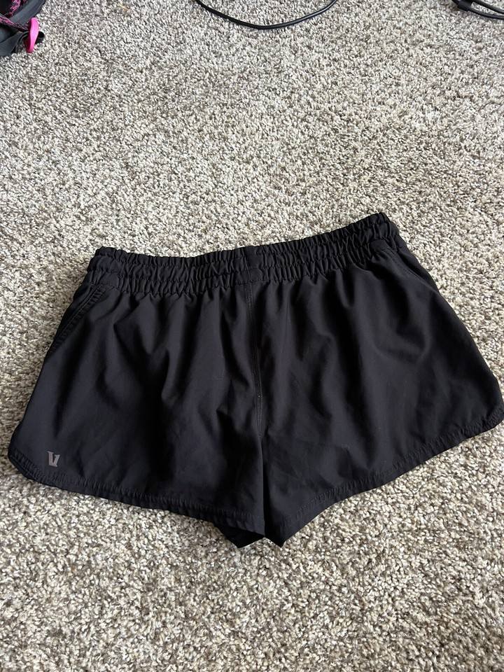 Vuori Shorts Clementine 2.0 Short Womens Small XS Black 2” Lined eBay