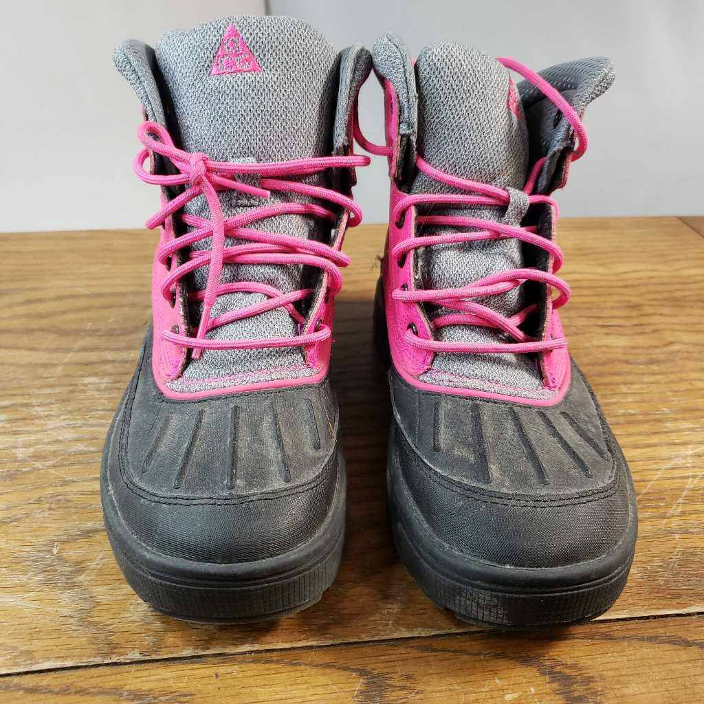 womens nike bella kai