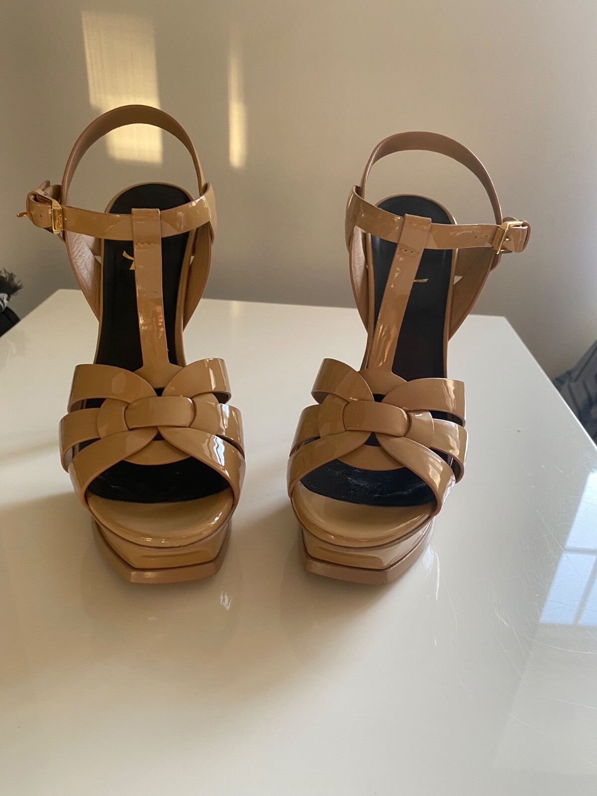 Sandalo donna Saint Laurent omaggio bellissimo plateau vernice pelle tacco 38