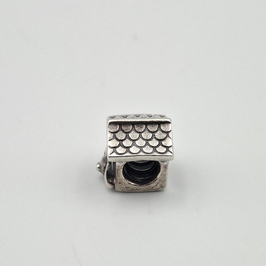 Picture 2 of 5