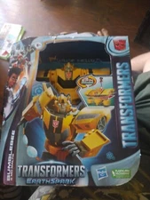 Transformers Bumblebee Mo EarthSpark Malto Spin Changer 8" Hasbro Figure NEW