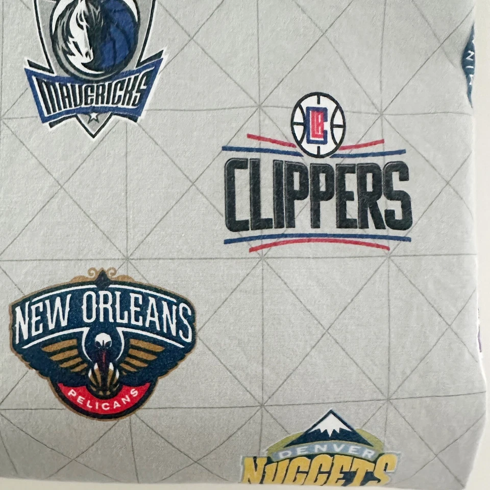 POTTERY BARN TEEN x NBA Conferencia Oeste Baloncesto Logo Hoja Plana DOBLE, Gris Foto 3 de 4