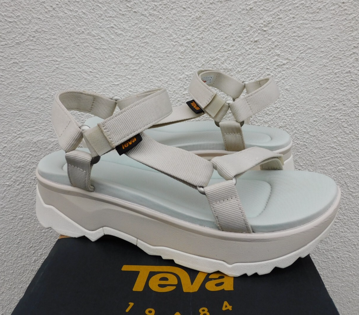 TEVA JADITO UNIVERSAL FLATFORM PLATFORM FOAM STRAPPY SANDALS, US 10/ EUR 41  ~NEW