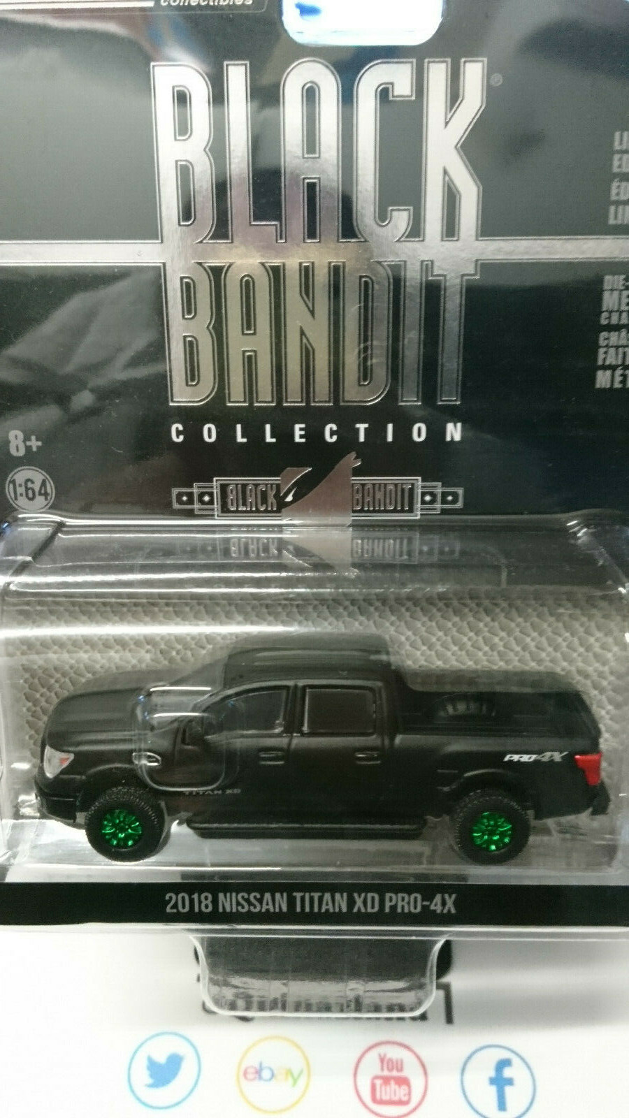 2018 Nissan Titan XD PRO-4X miniature Greenlight pour diorama de garage américain