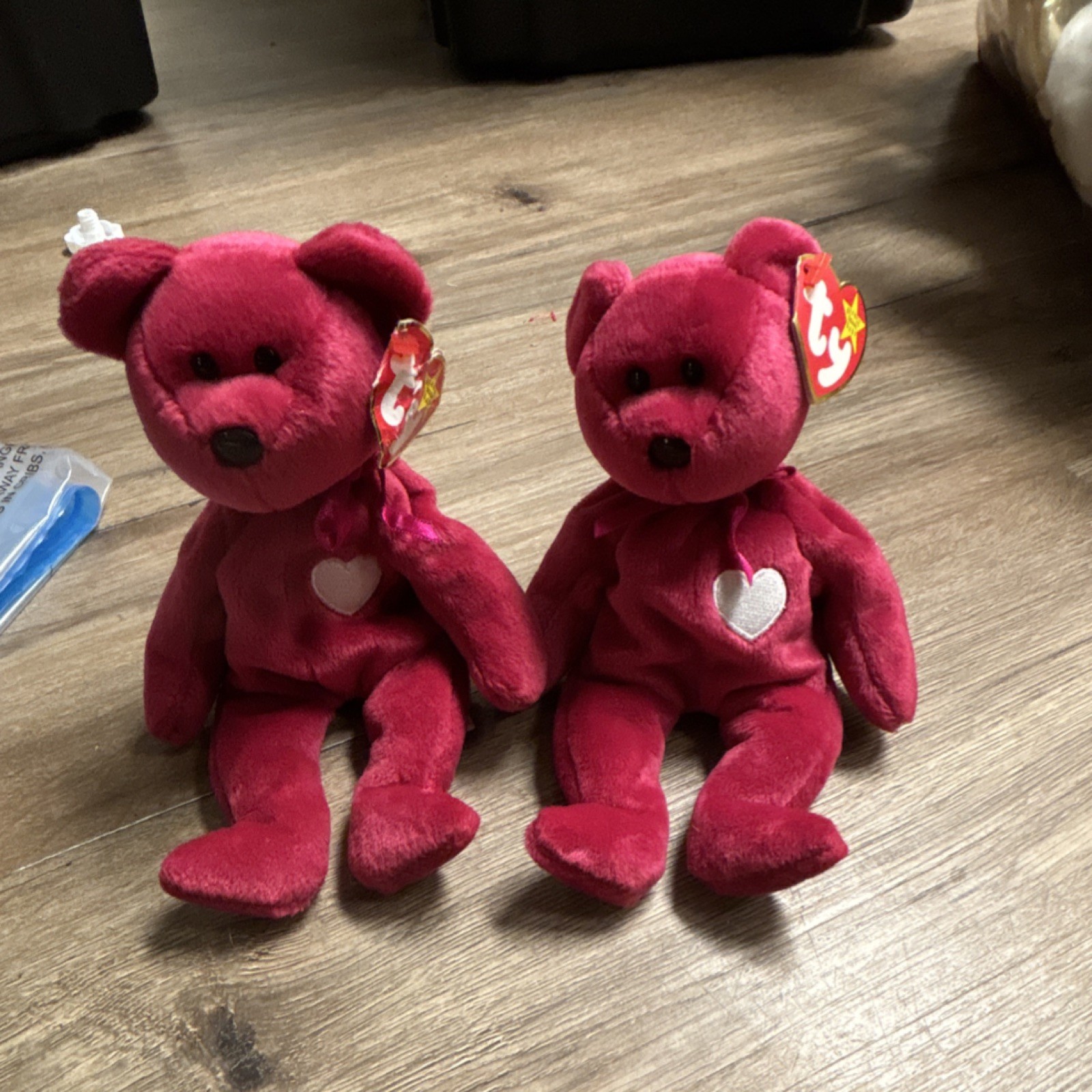 Ty Beanie Babies Valentino Bear Retired 1999 Plush Toy Lot of 2