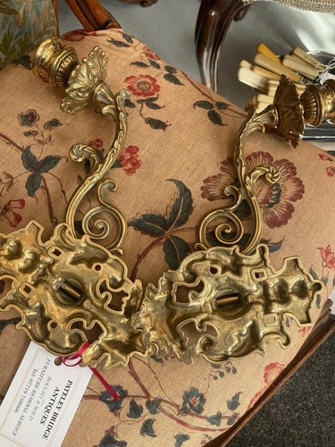 Large Pair Of Vintage Brass Swing Wall Sconces - Picture 5 of 6