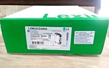 LXM32CD30N4 SCHNEIDER motion servo drive, Lexium 32,30A,208to480V, 3kW-Brand New