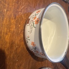 Kolekcja wiejska Naczynia emaliowane Garnek Rondlem Jmp 1 Kwarta Vintage lata 80. Kwiatowy 