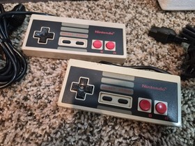 Nintendo NES Console Original Challenge Set in Box Mario 3 CIB Tested Working