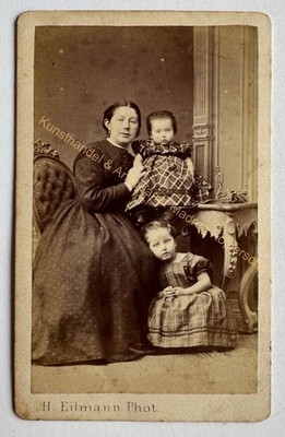 orig. CDV photo photograph picture old around 1865 Eilmann Flensburg mother child