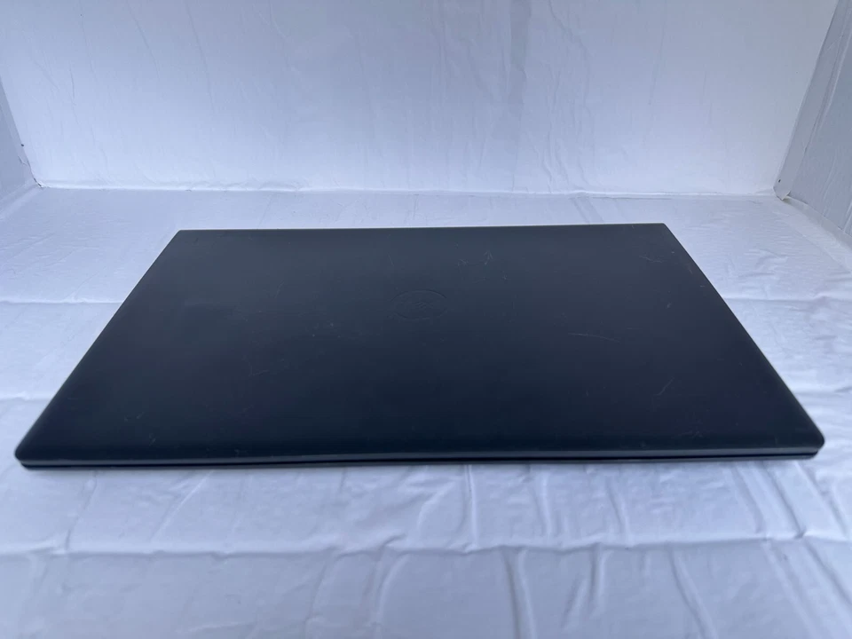 Dell Vostro 15 3510 i5-1135G7 2.40GHz 8GB 256GB 15.6" FHD Win 10 Pro QWERTY - Bild 2 von 4