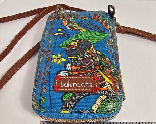Sakroots Peace Zip Around Smartphone Wristlet Crossbody Peace Great Condition!
