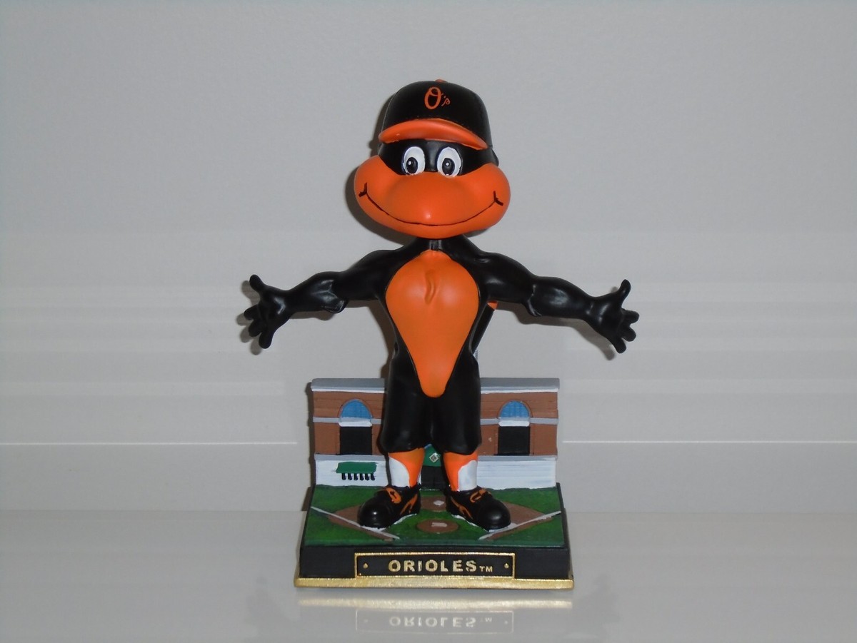 コービン・バーンズ／ボブルヘッド人形 (2023／ボルチモア・オリオールズ) ORIOLE BIRD Baltimore Orioles Mascot 2023 Bobblehead Opening
