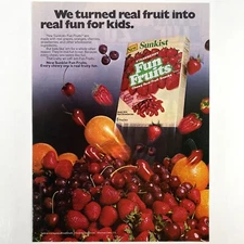 1985 Sunkist Strawberry Fun Fruits Vintage Print Ad Poster 80’s Nostalgia Poster