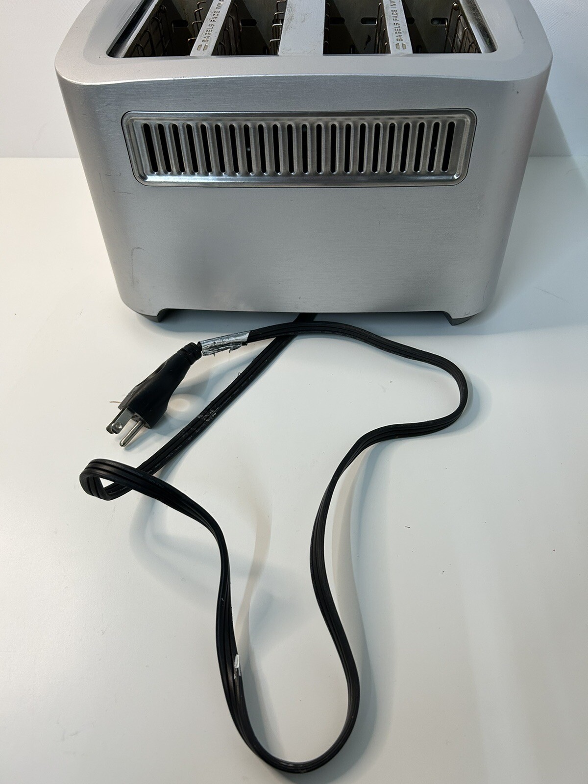 BREVILLE BTA840XL /A 4 SLICES TOASTER READ DESCRIPTION TESTED WORKING
