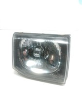Feu avant (phare) Mitsubishi PAJERO