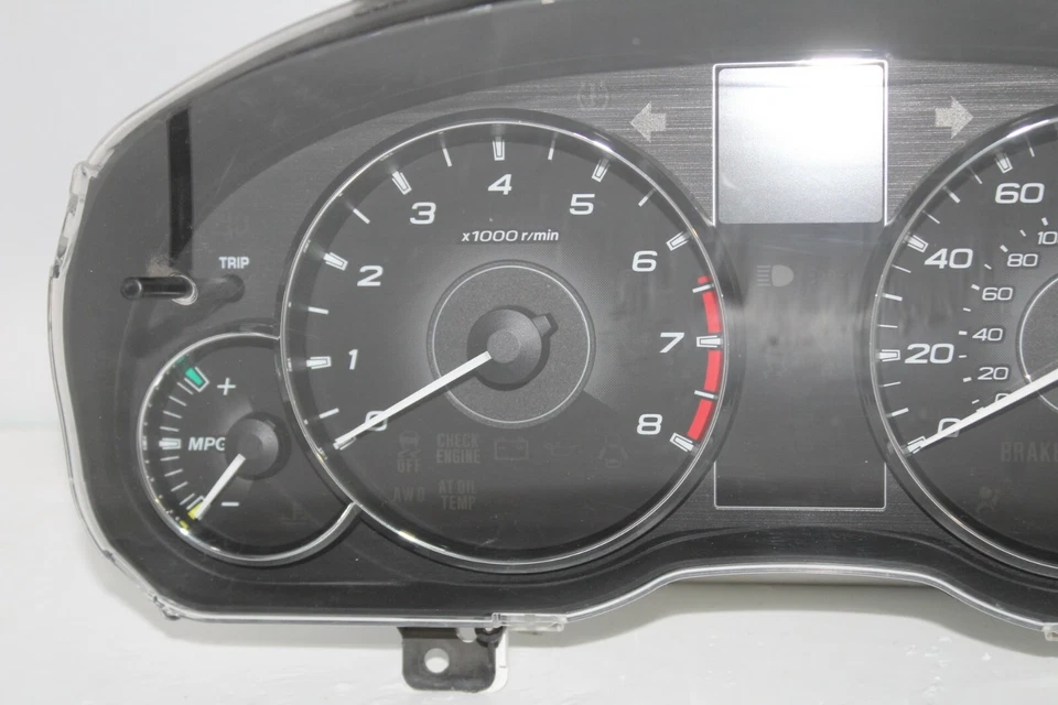Cuadro de instrumentos velocímetro medidores de panel de instrumentos 2012 Subaru Legacy 40.247 millas Foto 2 de 4