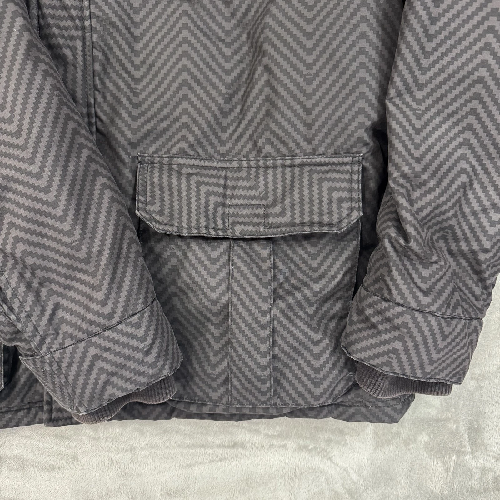 Quicksilver Jacket Men's XL Black Full Zip Utility Insulated Hooded Pockets Coat - product detail image 8