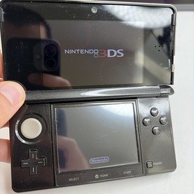 Nintendo 3DS Handheld Video Game Console Black CTR-001 (USA) W Charger US Model
