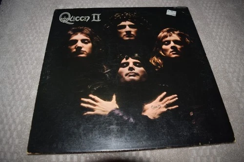 QUEEN-"QUEEN II", ELEKTRA EKS-75082, 1974, NEAR MINT CONDITION