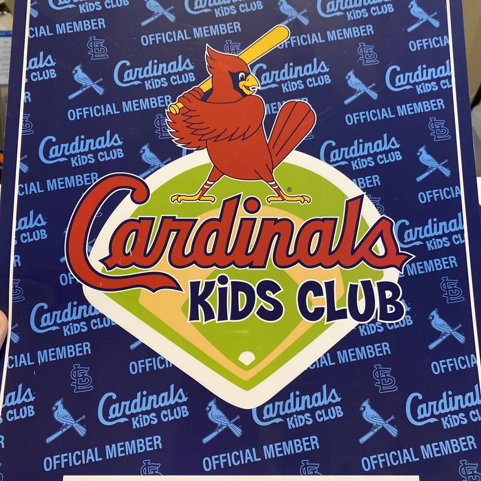 St Louis Cardinals Kid's Club Rawlings Official Member Plastic Sign & Lanyard - Image 2 of 4