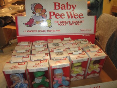 LOT OF 23 Vintage 1973 Uneeda Baby Pee Wee Dolls VARIOUS DOLLS WITH DISPLAY BOX