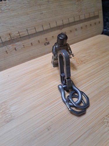 Mini Titanium Alloy Carabiner Keychain - Picture 5 of 11