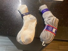 lot of 6 sport socks gray  white new size 9-11  10-13