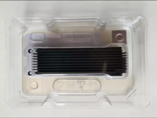 Intel P5801X 400GB SSDPFR1Q400GBF1 NVMe M.2 SSD Free E1.S to PCIe 5.0 Riser Card - Picture 3 of 4